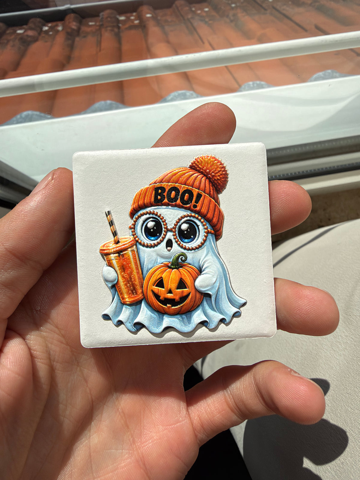 Originalfoto des bedruckten Boo-Buddy Keramikmagneten