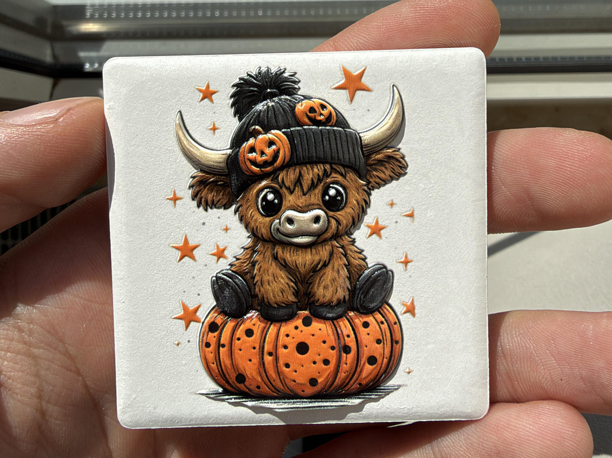 Originalfoto des Spooky Mini Kürbiskuh Keramikmagneten